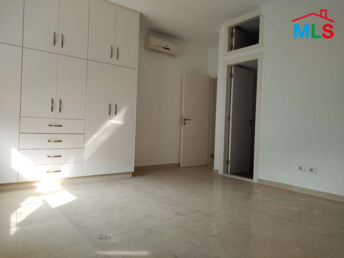 Apartment for Sale with Panoramic Sea View and 260 SQM Roof in Haret Sakhr