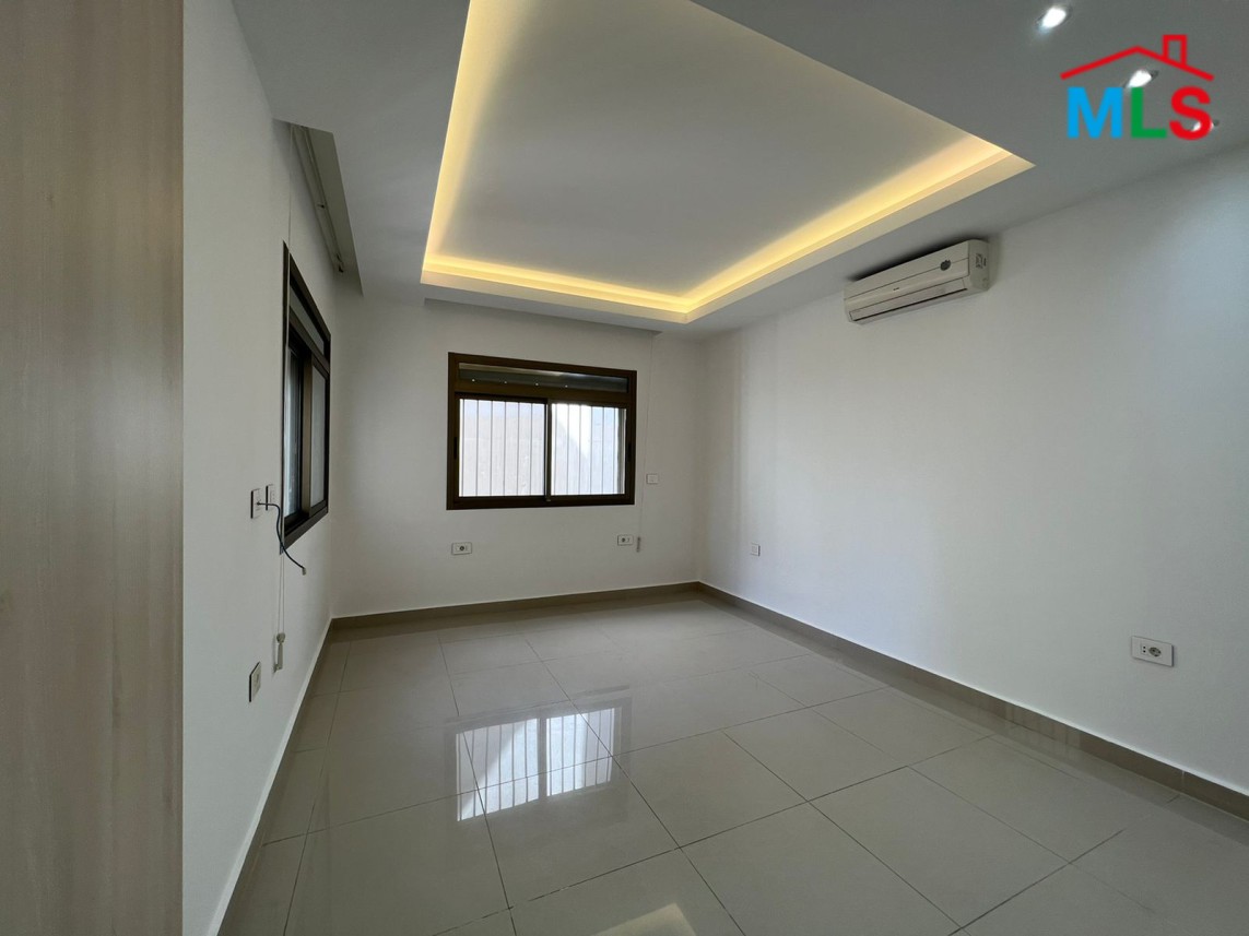 A Perfect Apartment With Open View for Sale in Achrafieh, Lycée