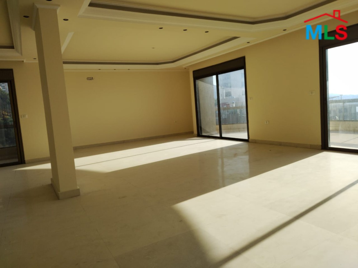 550 SQM Duplex for Sale in Sahel Alma