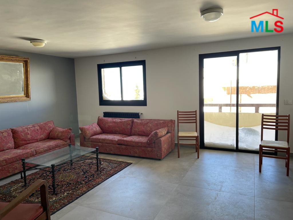 Furnished 90 SQM Chalet For Sale in San Antonio