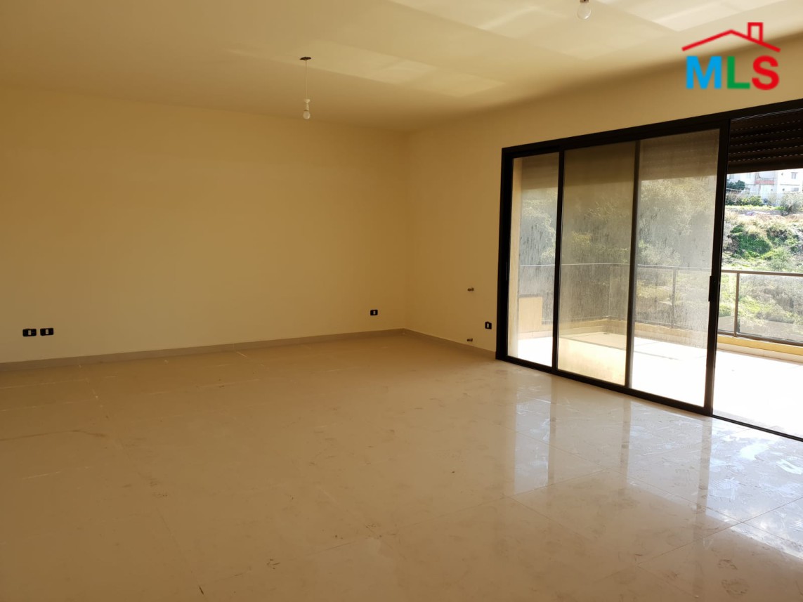 Duplex for Sale in Jbeil with Beautiful View