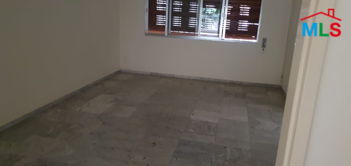 3,080 SQM Building For Sale in Koraytem