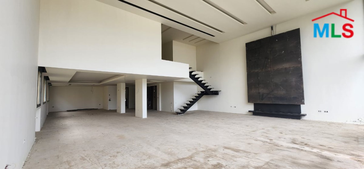 396 SQM Penthouse for Sale in Baabda