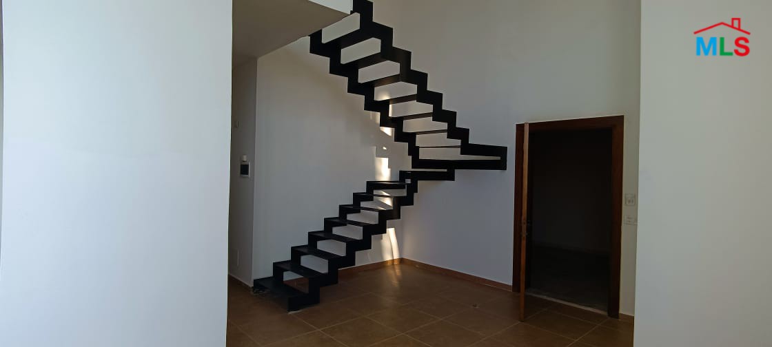Wonderdul Duplex in Maaysra for Sale with 90 sqm garden