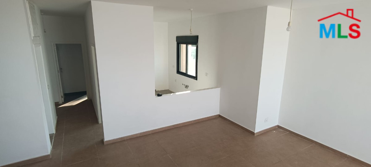 Wonderful Duplex for Sale in Maaysra with 40 sqm terrace