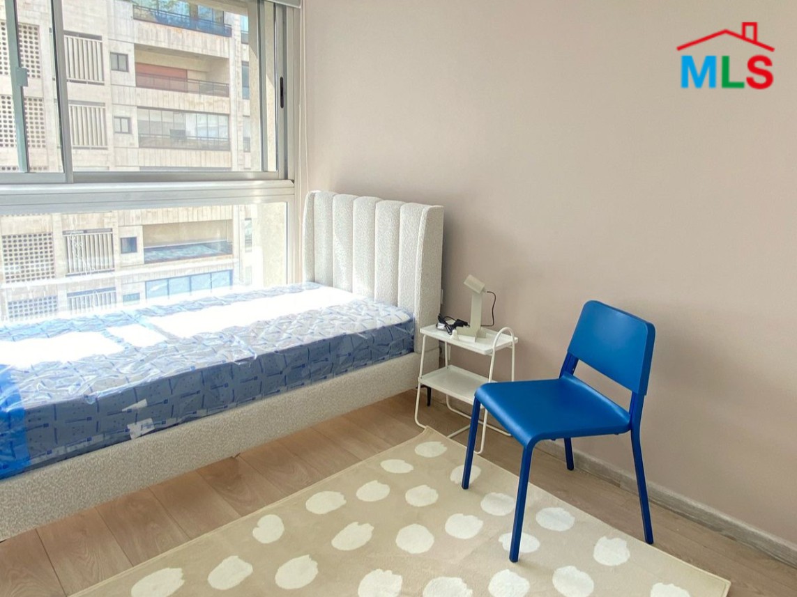 Unfurnished 3-Bedroom Apartment for Sale in Achrafieh, Sodeco