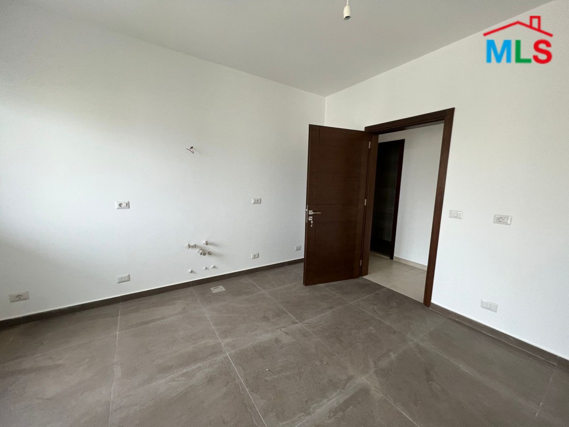 256 SQM Duplex Apartment for Sale in Nahr Ibrahim