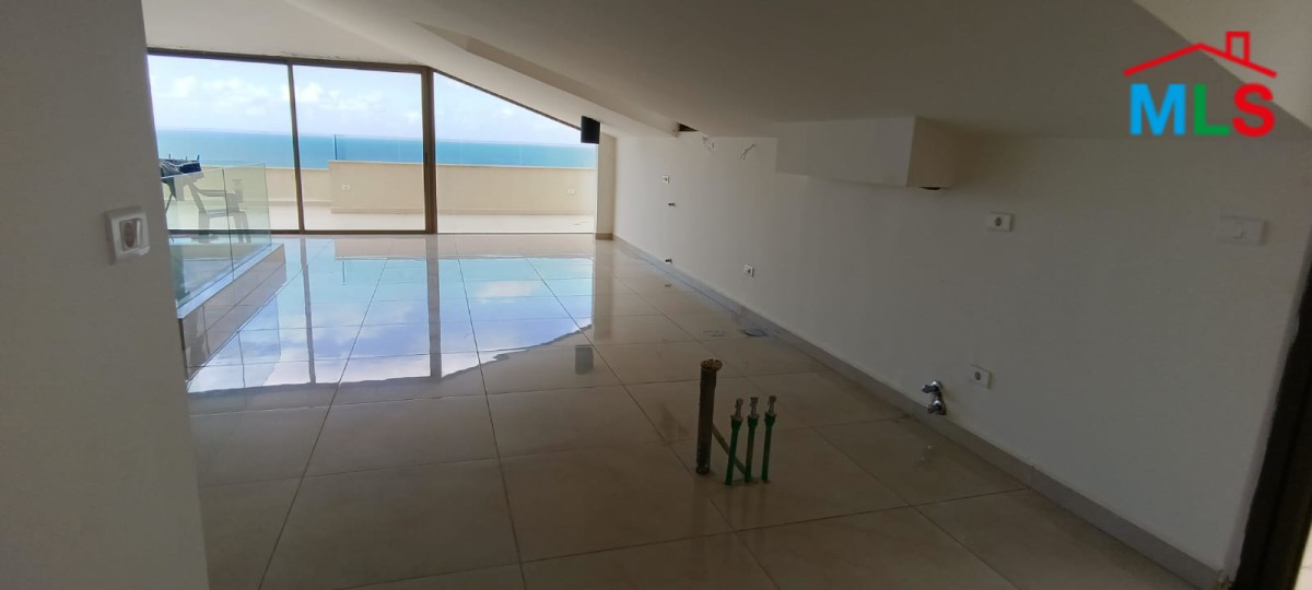 Super Deluxe Duplex For Sale in Bouar with a panoramic view
