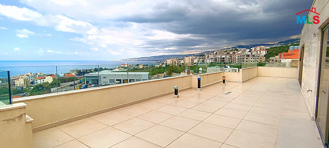 Super Deluxe Duplex For Sale in Bouar with a panoramic view