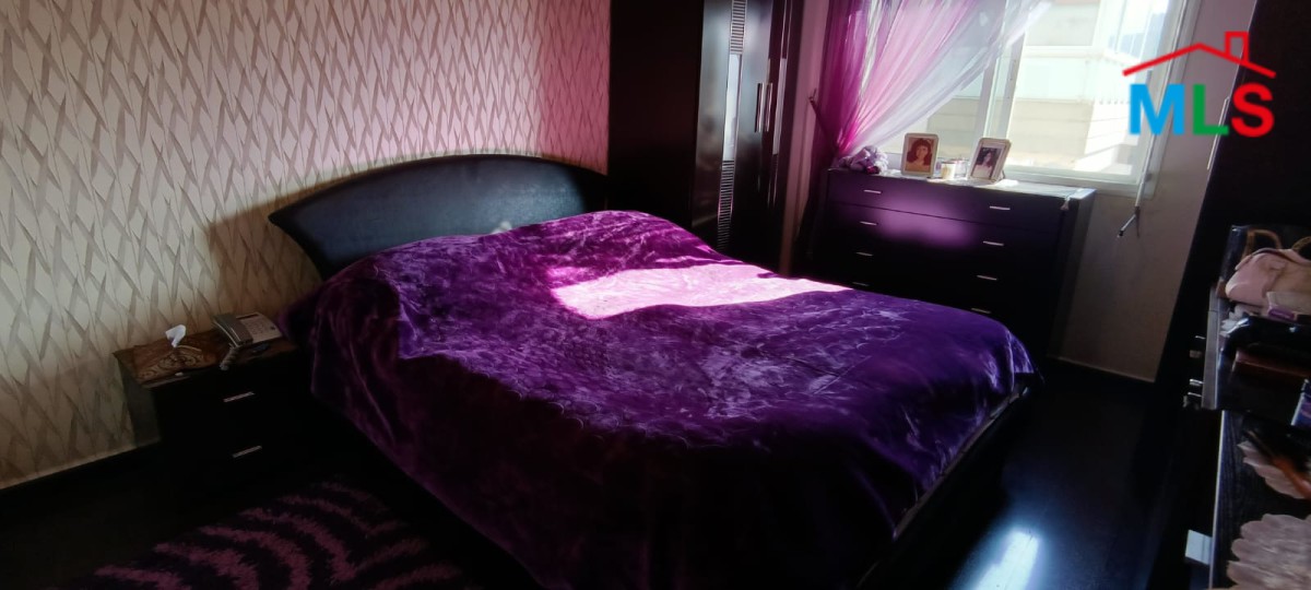Decorated Apartment For Sale With View in Shayle