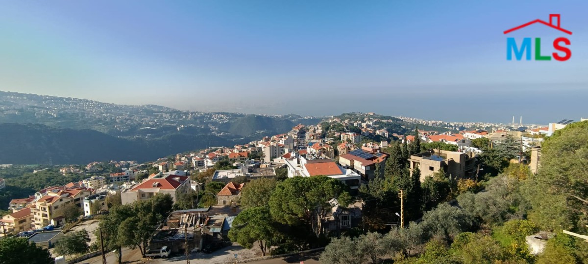 Decorated Apartment For Sale With View in Shayle