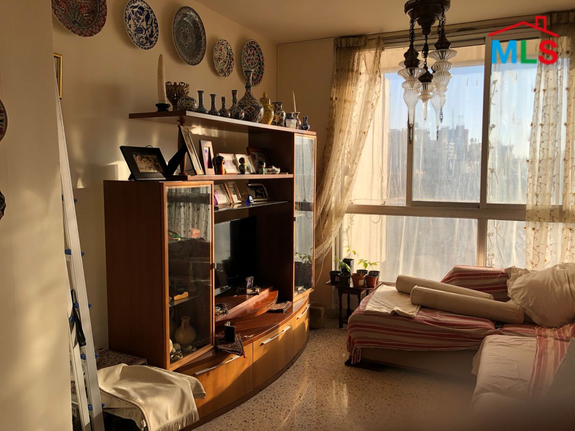 Apartment For Sale in a Calm Neighborhood of Zoukak al Blat