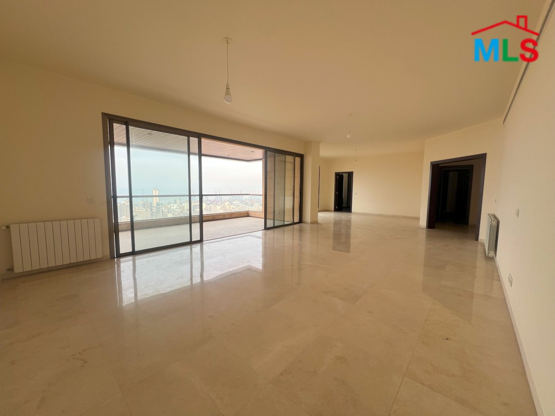 Modern & Spacious Apartment For Sale in Achrafieh, Sioufi