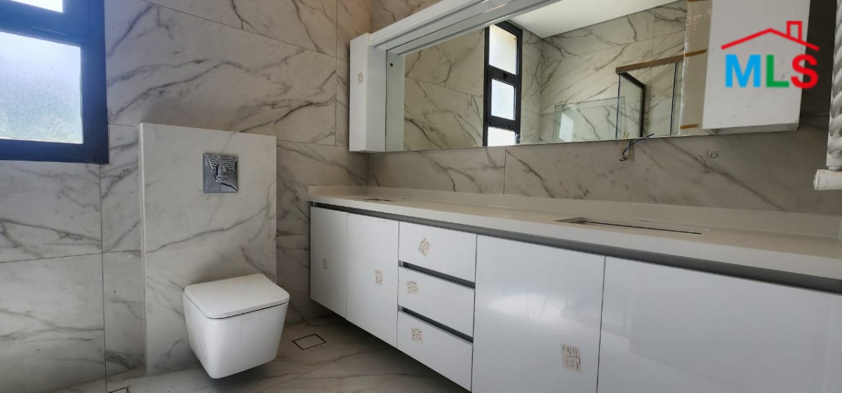 Luxurious Triplex With Private Swimming Pool for Sale with roof top in Yarzeh