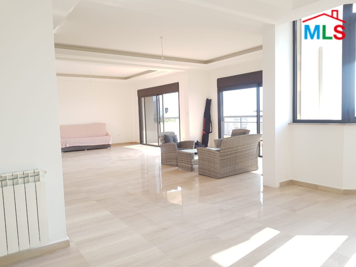4-Bedroom Furnished & well decorated apartment with sea view for Sale in Adma