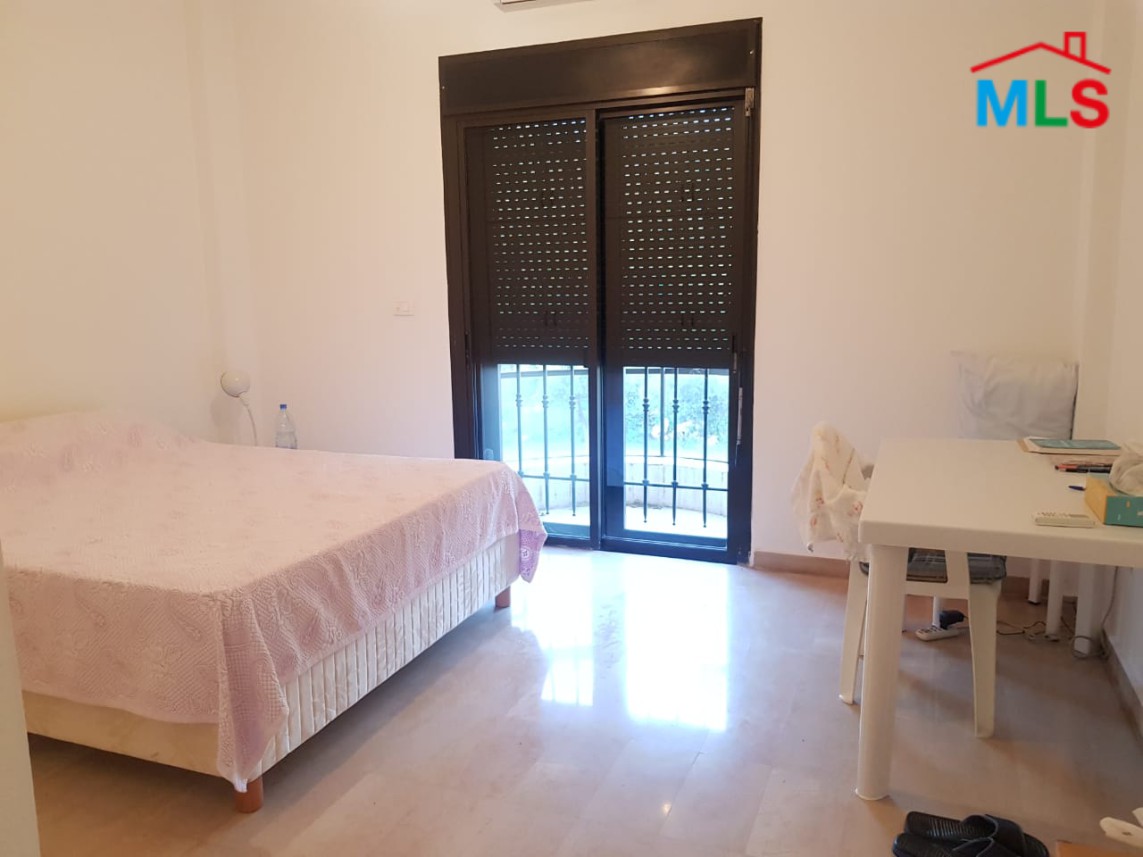 4-Bedroom Furnished & well decorated apartment with sea view for Sale in Adma