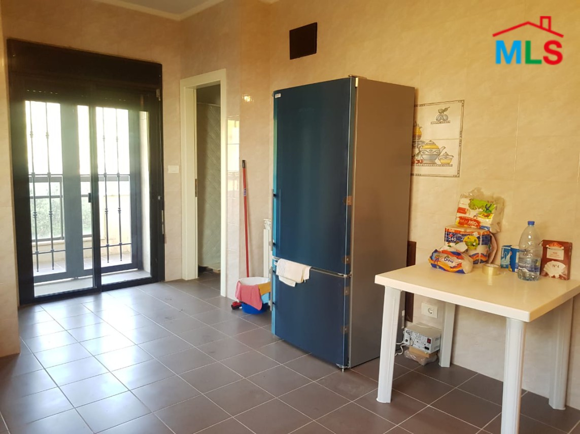 4-Bedroom Furnished & well decorated apartment with sea view for Sale in Adma