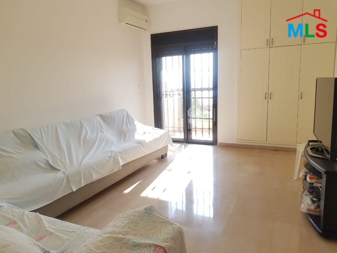 4-Bedroom Furnished & well decorated apartment with sea view for Sale in Adma