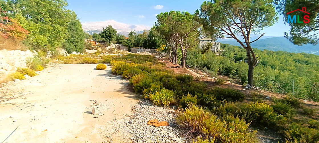 Land For Sale In A Calm Area In Kfardebian