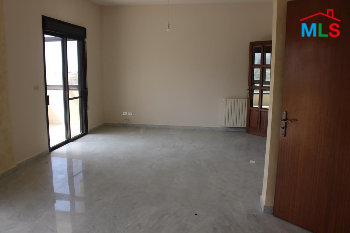 Apartment for Sale In Bouar