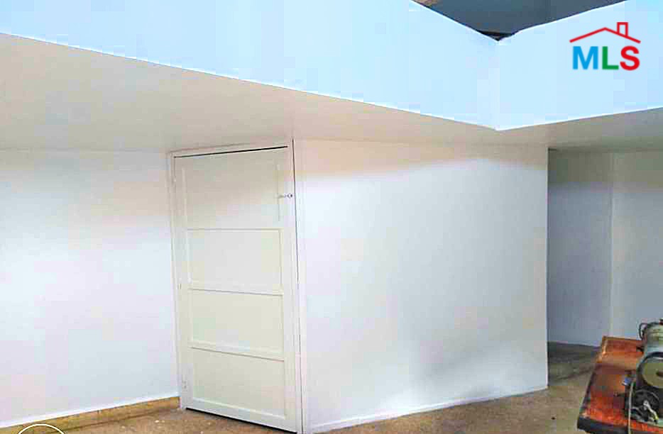 45 sqm Shop for Sale In Sarba