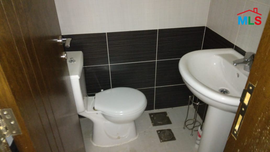 Apartment For Sale in Zouk Mosbeh