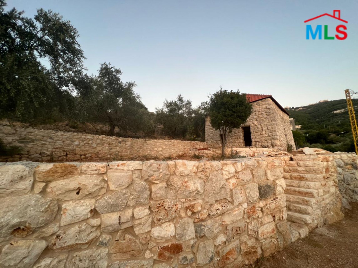 Old House For Sale in Chabtine, Batroun