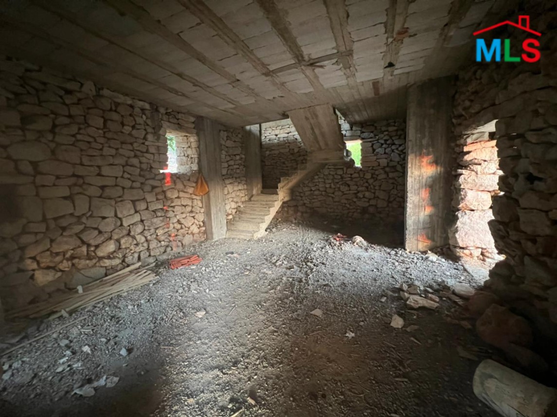 Old House For Sale in Chabtine, Batroun