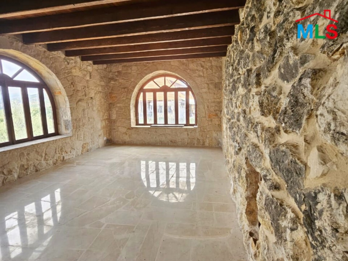 Individual House For Sale in Assia, Batroun