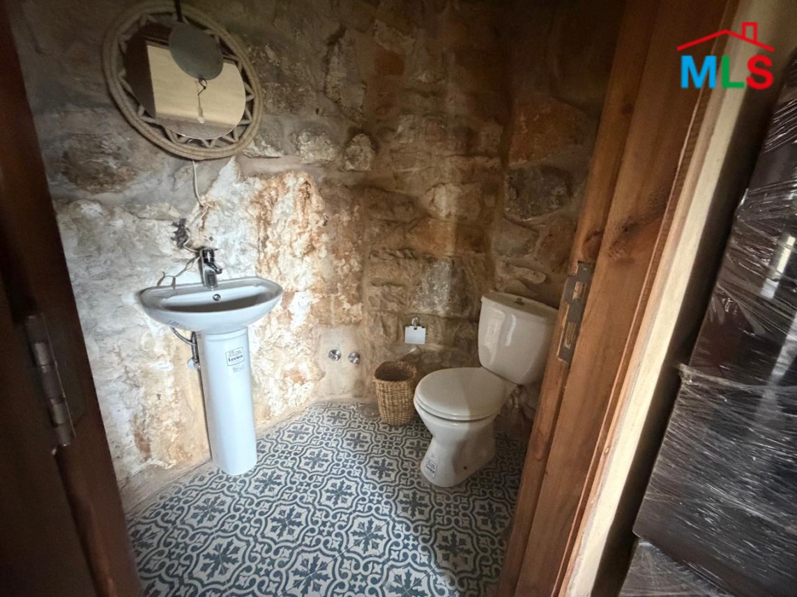 Individual House For Sale in Assia, Batroun