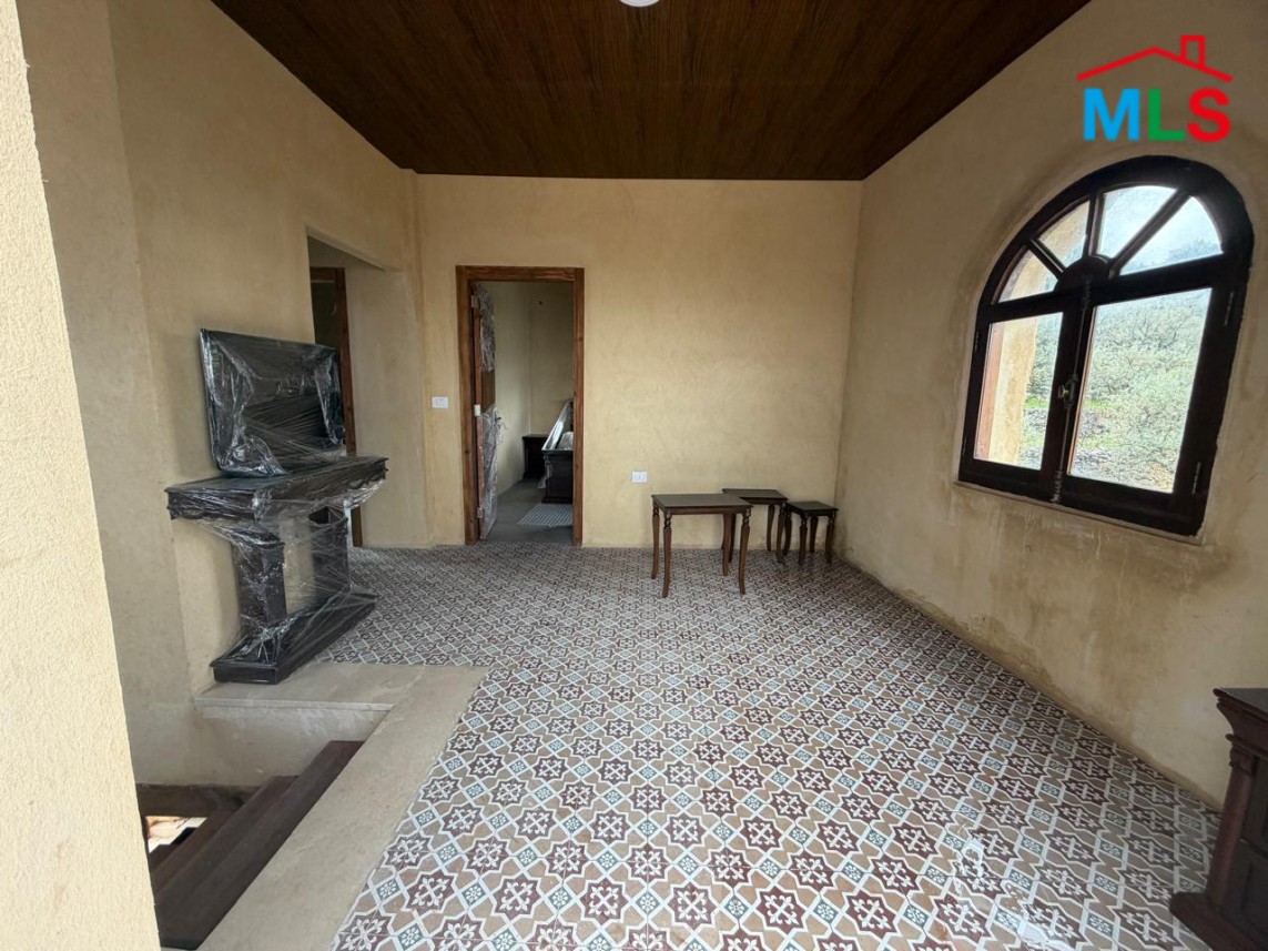 Individual House For Sale in Assia, Batroun