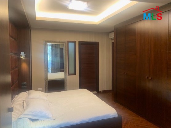 Luxurious Duplex In Monteverde For Sale With A Terrace Overlooking A View
