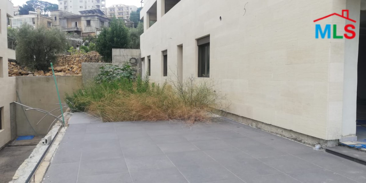 Final Stage Apartment With A Garden For Sale in Kornet Chehwan