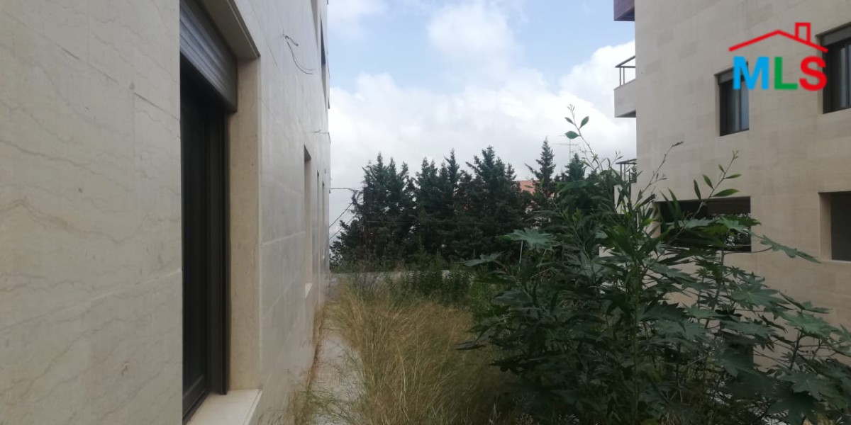 Final Stage Apartment With A Garden For Sale in Kornet Chehwan