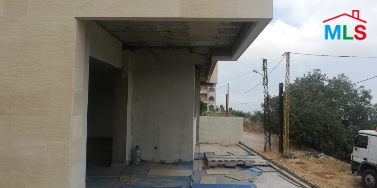 Final Stage Apartment With A Garden For Sale in Kornet Chehwan