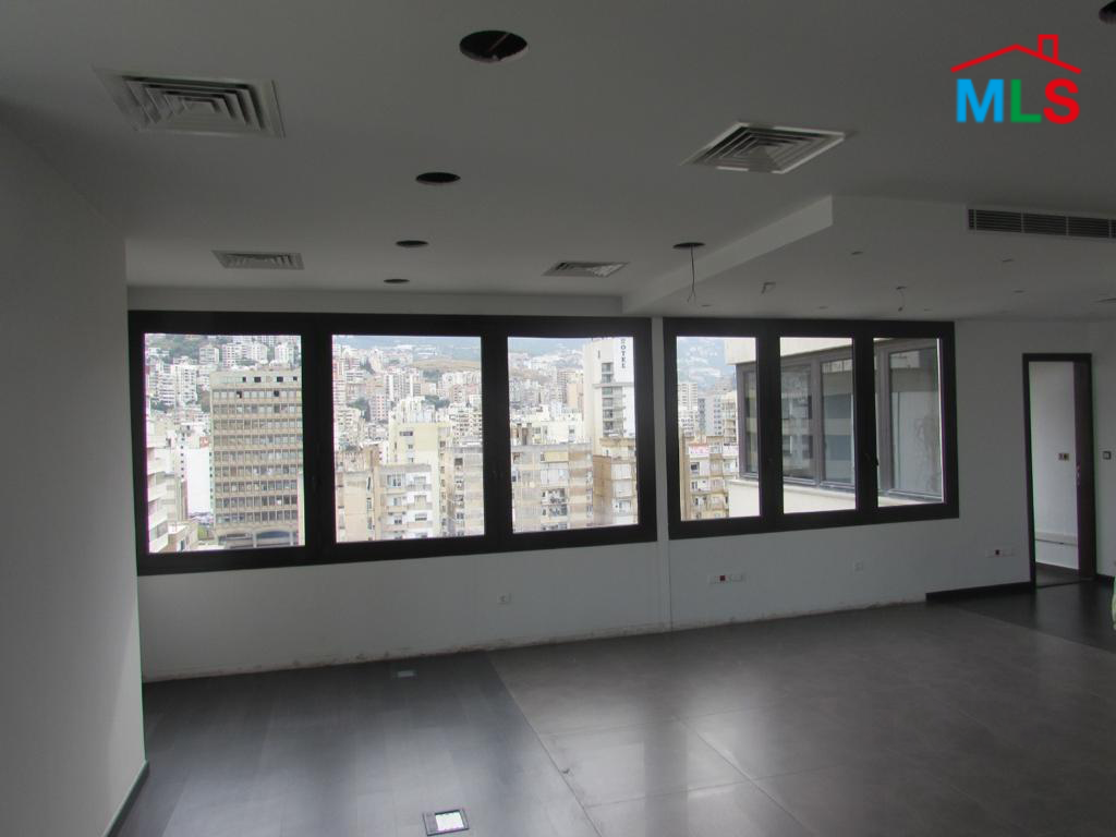 Newly Decorated Office for Sale in Zalka