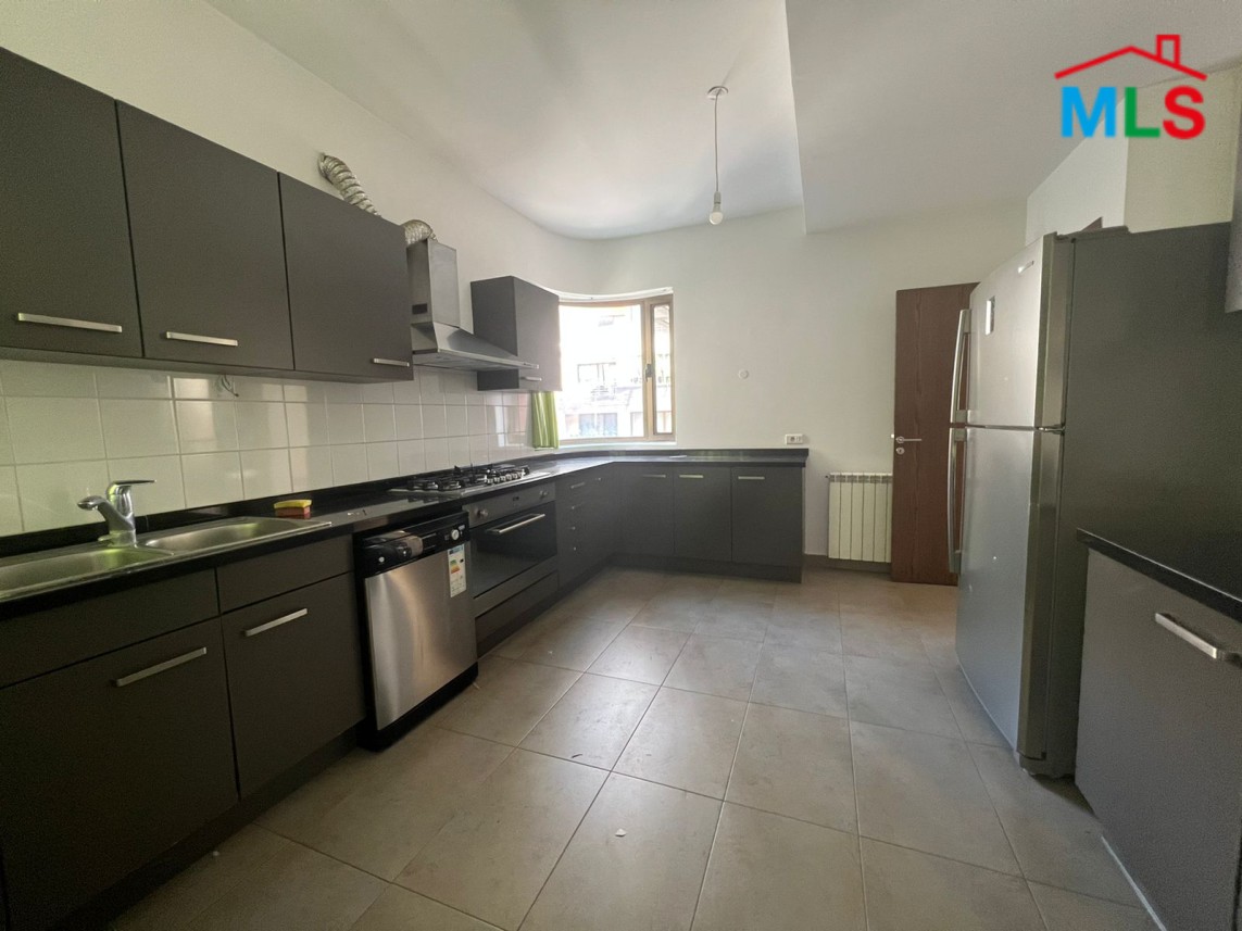 Apartment for Sale in Select Location in Achrafieh, Abed El Wahab