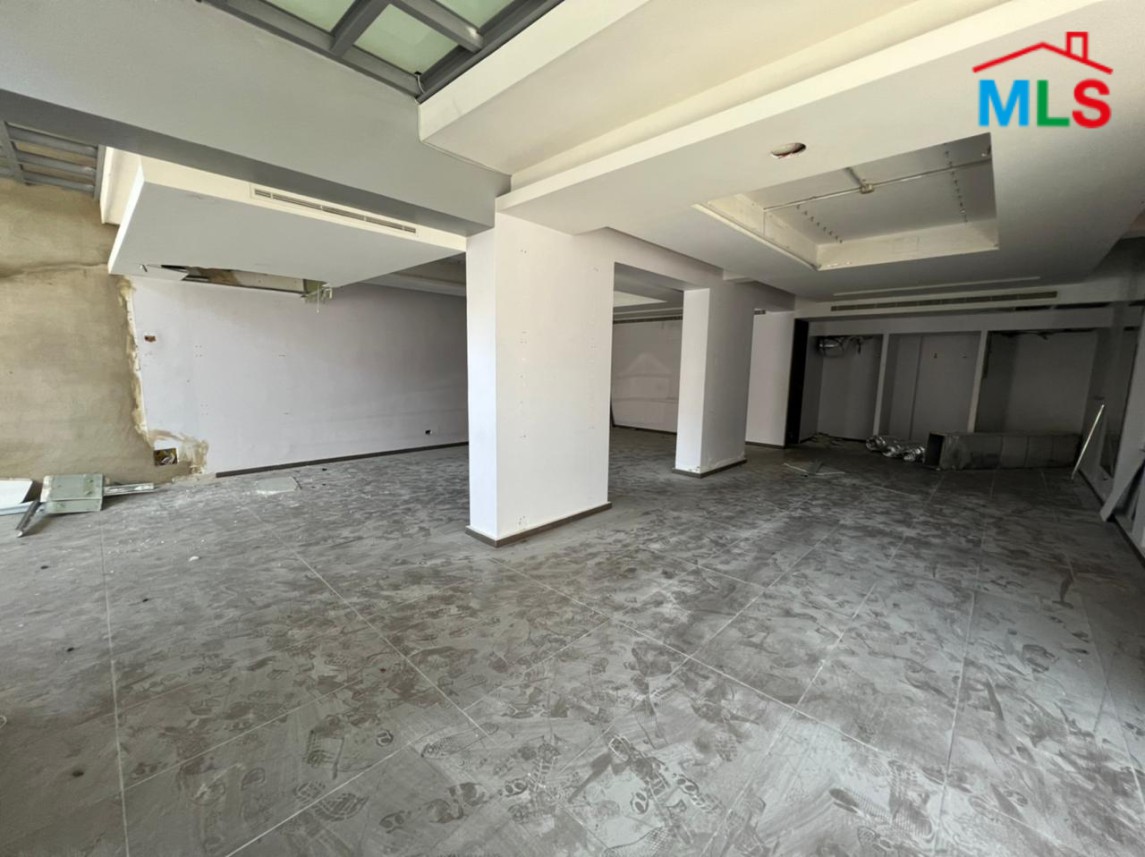 Shop for Sale In Jbeil