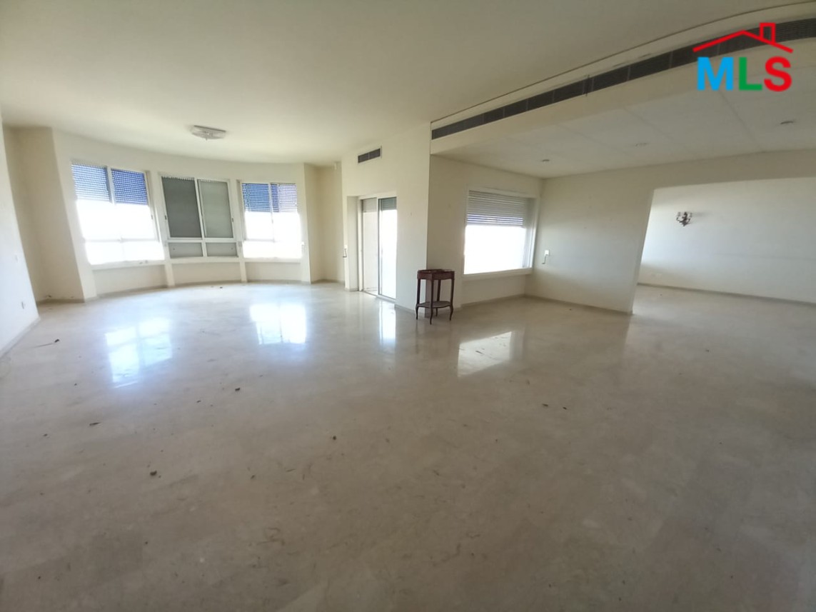 Spacious Apartment for Sale in Kfarhbeib