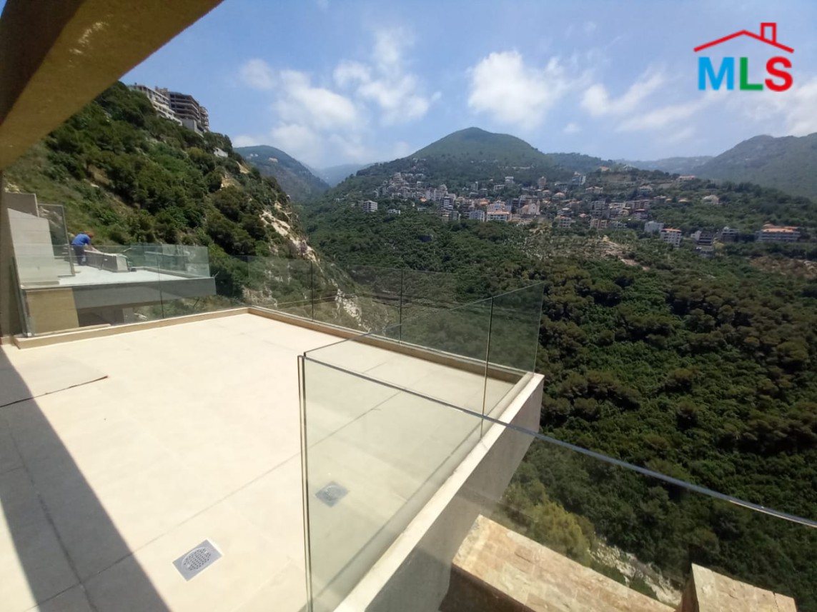 Duplex Apartment for Sale in Kfarhbeib