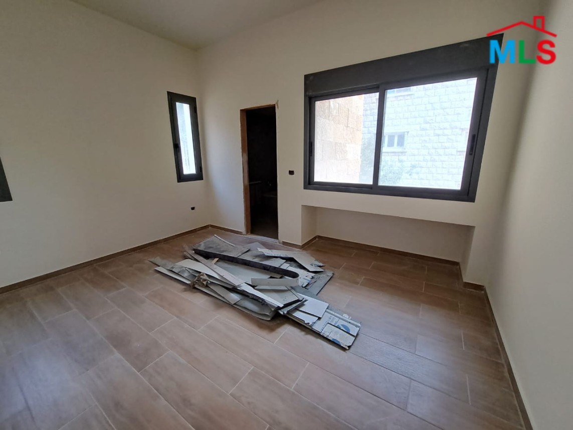 3 bedroom Apartment for Sale in Ain Saadeh