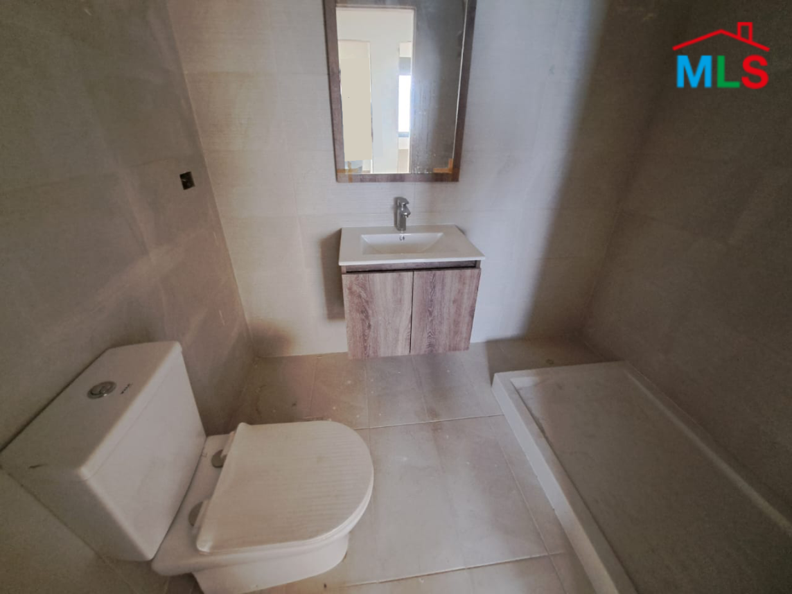 3 bedroom Apartment for Sale in Ain Saadeh