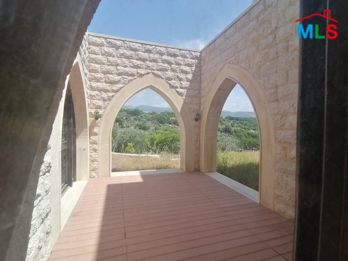 Brand New Villa for Sale in Aamchit