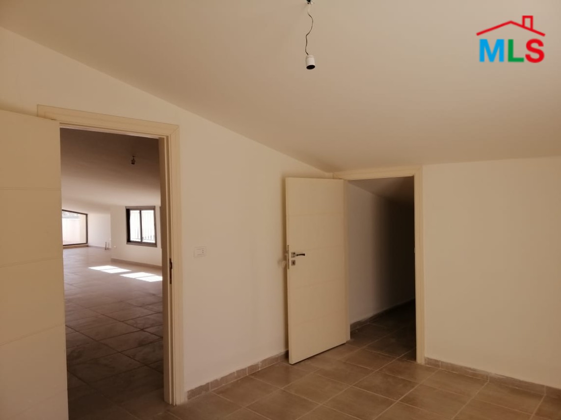 Duplex for Sale with Terrace in Hboub