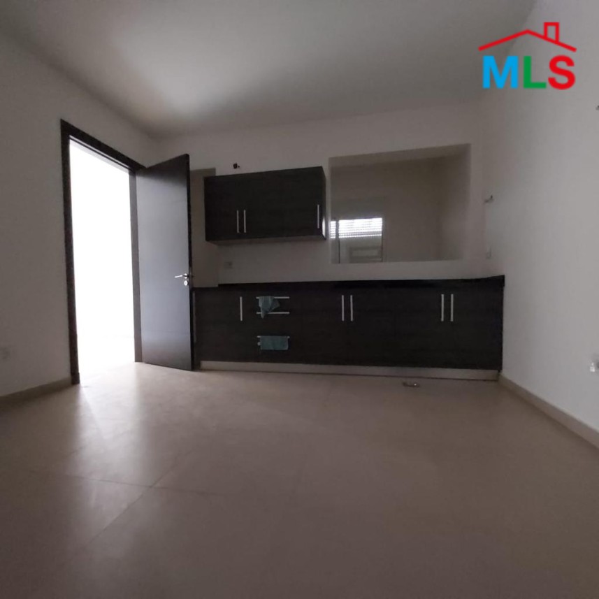 Apartment for Sale In A Calm Neighborhood In Hboub