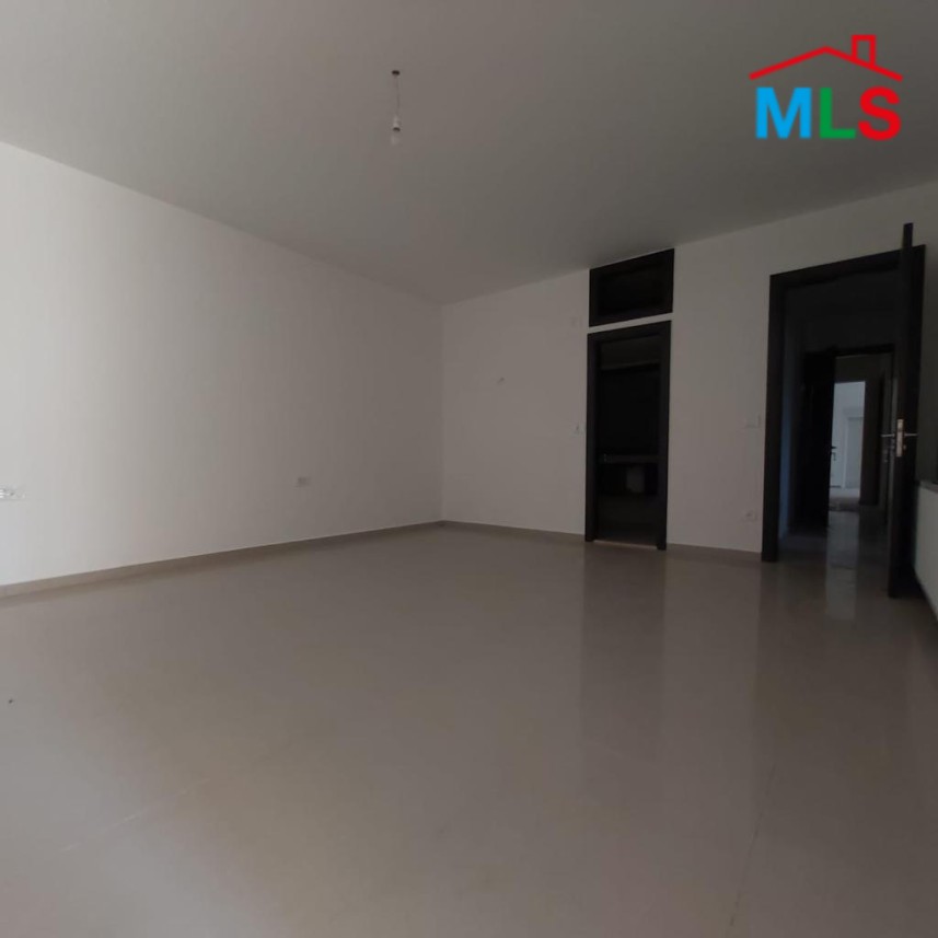 Apartment for Sale In A Calm Neighborhood In Hboub