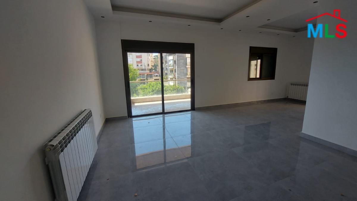 Deluxe Apartment for Sale in Hboub