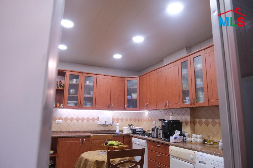 Well Decorated Apartment For Sale in Mazraat Yachouh