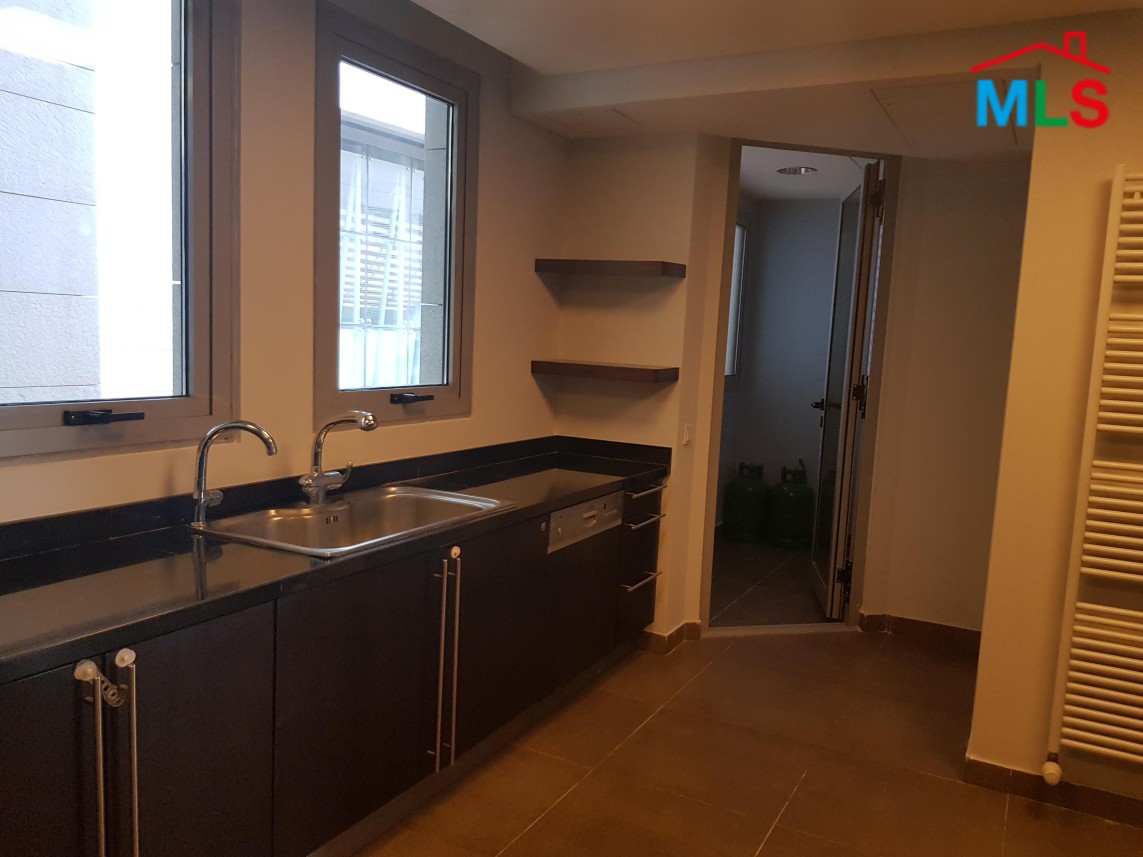 Duplex Apartment For Sale in Downtown