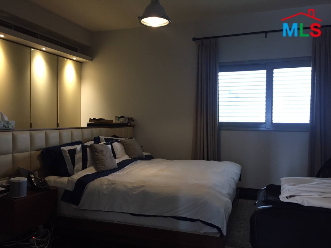 Duplex Apartment For Sale in Downtown